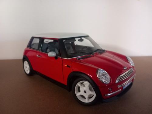 Mini cooper by bburago - cooper,