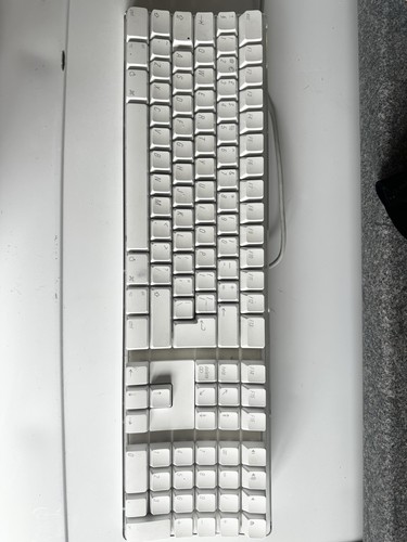 Apple a1048 wired usb keyboard - usb,