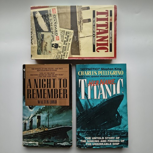 Titanic books bundle a - bundle, x3