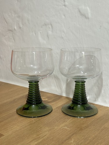 Pair vintage luminarc - of,