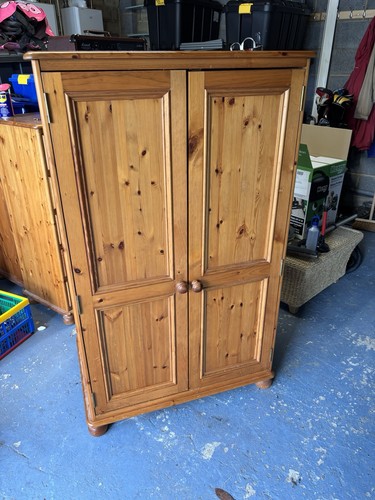 Solid pine freestanding - pine,