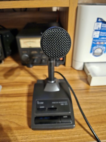 Icom desktop stand - icom,