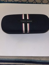 Tommy Hilfiger Snap Shut