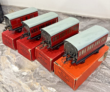 CH68: HORNBY 'O' GAUGE RAKE OF