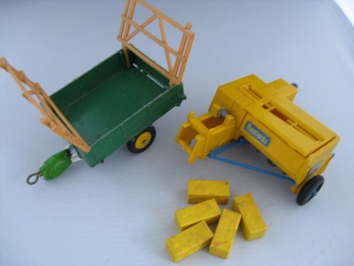 Britains tipper hay trailer - britains,