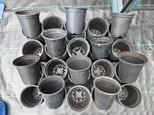 BOX OF 200 / Black 9cm Used