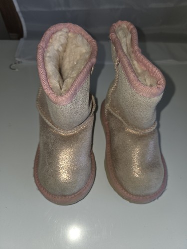 Ugg classic short - ugg, ii