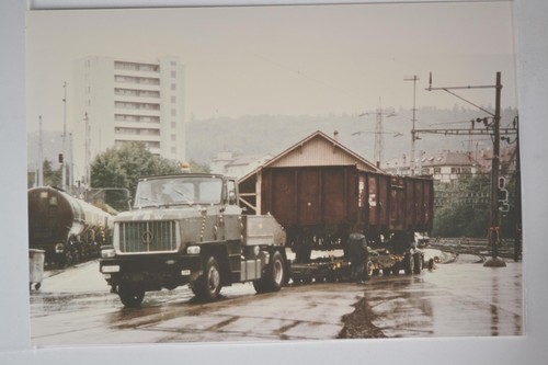 Fbw lorry towing railway goods - lorry,