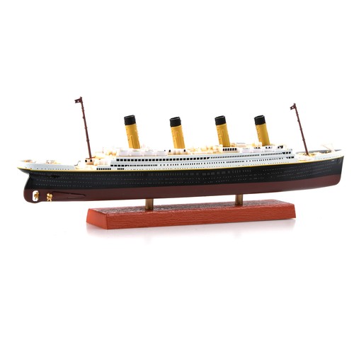 High simulation 1250 diecast - high,