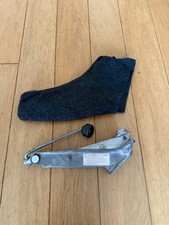 PORSCHE   928  S2  S4 JACK AND COVER 92872101103