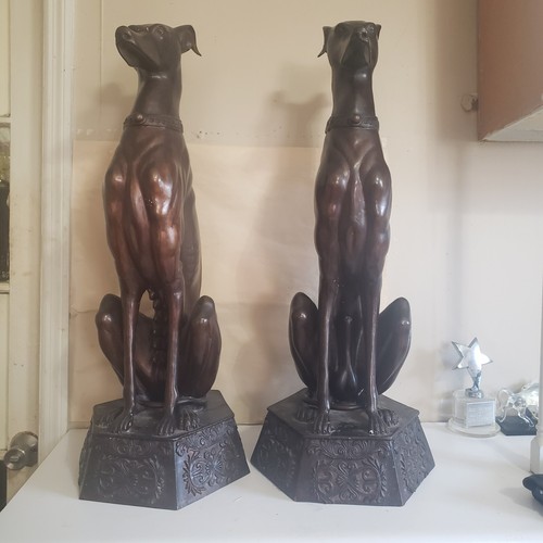 Pair sitting bronze - of,