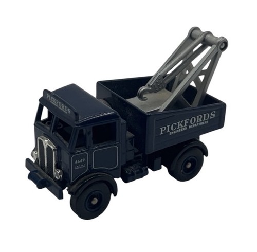 Wrecker pickfords truck - wrecker,