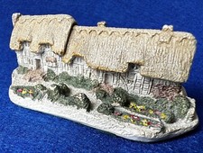 David Winter   - 'ANNE HATHAWAY'S COTTAGE' - 1980 TINY SERIES