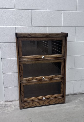 Euc vintage oak - euc, 3