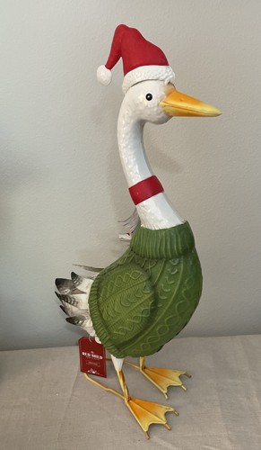 Red shed xmas - duck, sweater