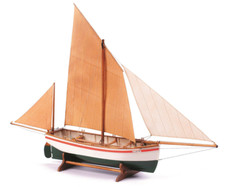 Billings Boats Le Bayard Wooden Model Boat Kit 1:30 Scale - BB906