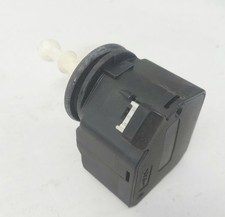 VW Golf MK5 Headlight Height Adjuster Control Motor Hella 008830 In Headlight