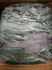 Cozee Home Velvet Soft 4 Piece