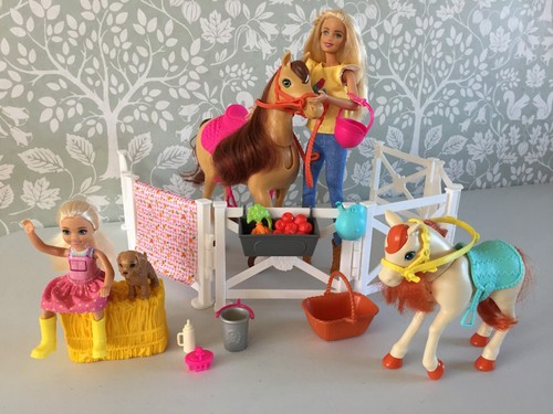 Barbie chelsea hugs n horses - &,
