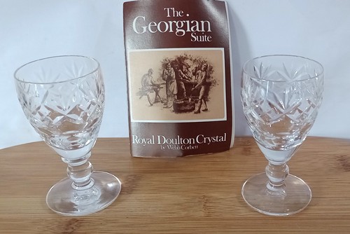 Pair royal doulton lead - pair,