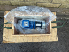 Caster Pompe Pump Brook
