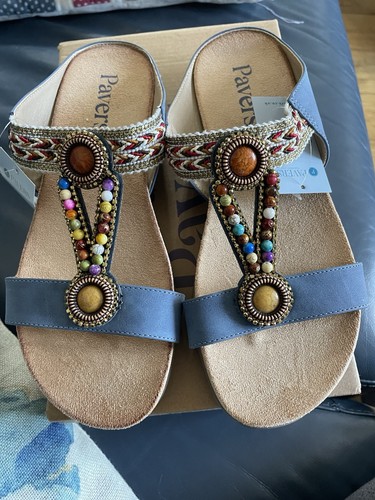 Bnwt ladies pavers sandals - ladies,