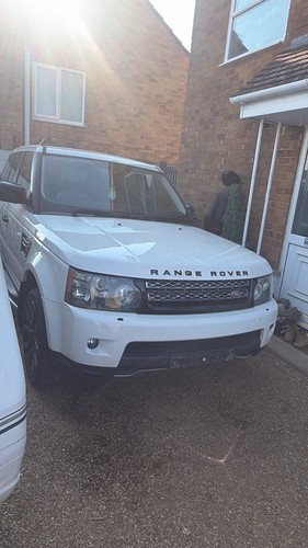 Breaking range rover - range,