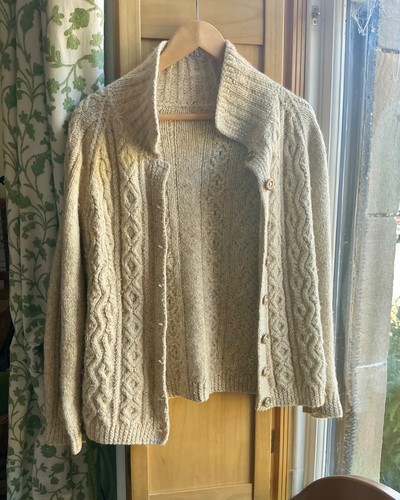 Hand knitted vintage ladies - hand,
