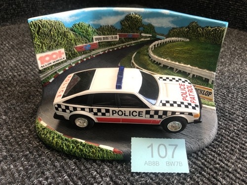 Scalextric rover sd1 - rover, police