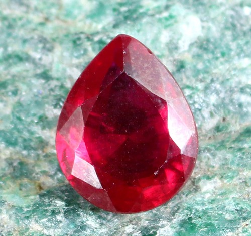 Beryl bixbite red - bixbite,