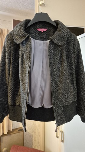 Grey jacket with - size, 16
