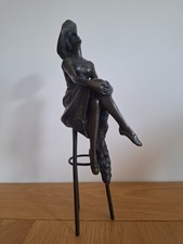 Art Deco/Bronze Figurine