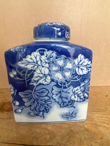 Chinese blue white porcelain - white,