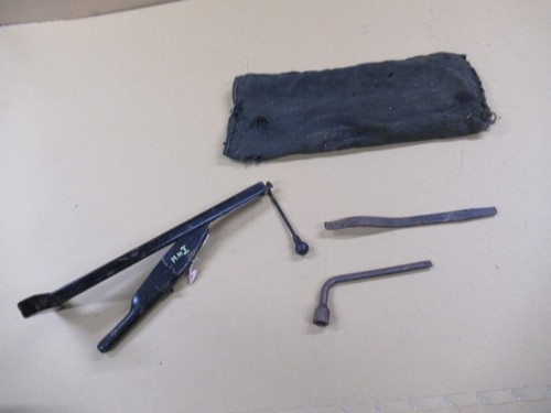Ford escort mk1 body jack - escort,