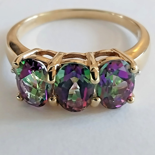 9ct yellow gold - mystic, topaz