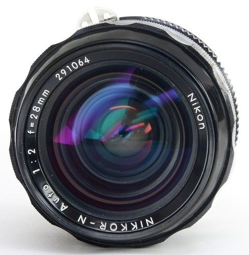 Nikon nikkor 28mm f2 - ai,