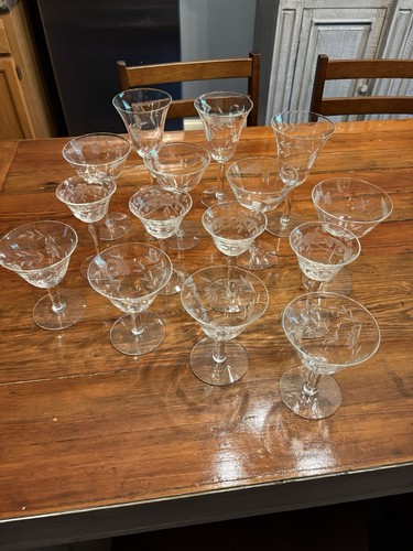 Champagne etched hollow stem - etched,