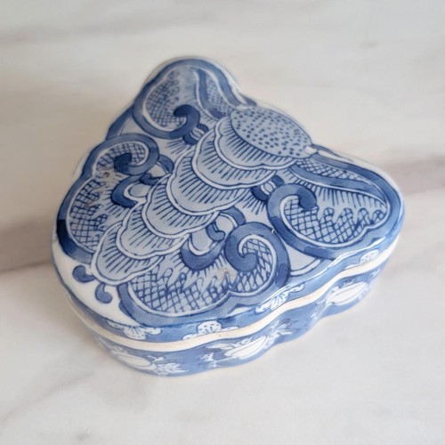 Vintage asian hand - vintage,