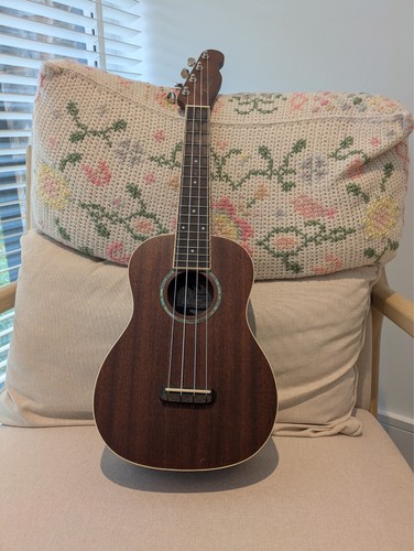 Fender zuma concert ukulele - concert,
