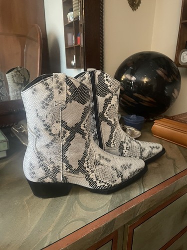Snakeskin western leather - snakeskin,