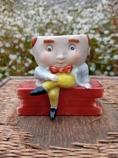 Mansell Print Ltd Collectable  Porcelain Humpty Dumpty on Wall Egg Cup Vintage