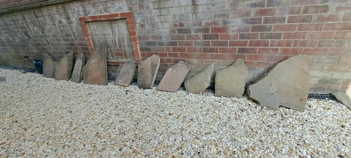Natural stone paving slabs