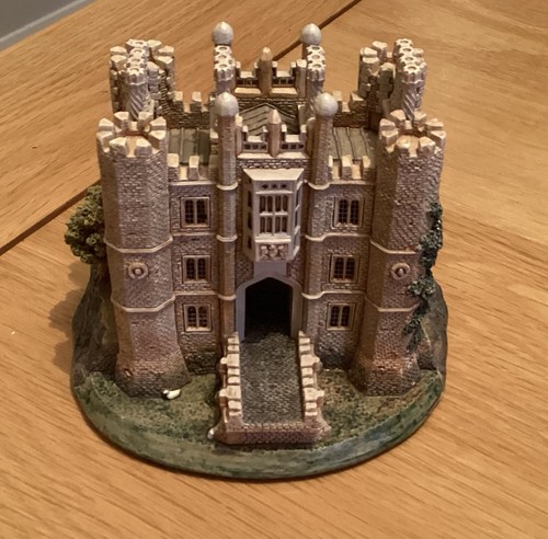 Lilliput lane hampton court - lane,