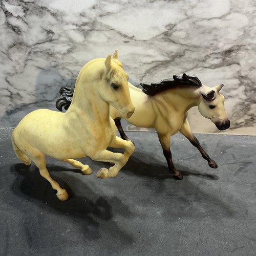Classic scale breyer horse - scale,