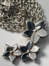 Vintage 2005 'Kit Heath' floral daisy cluster pendant and '925' chain necklace