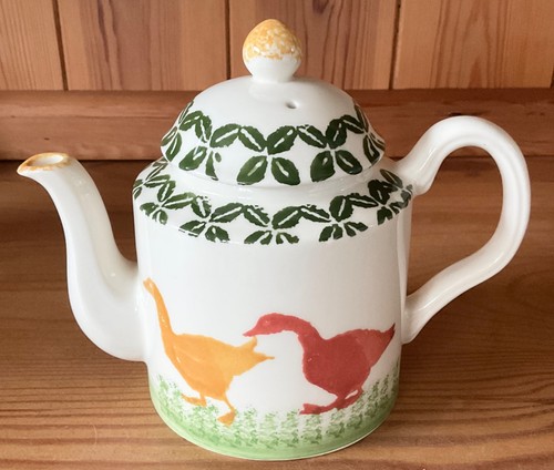 Moorland pottery spongeware - moorland, 1