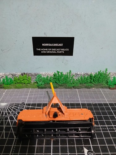 Britains farm toys - britains, powerfarms