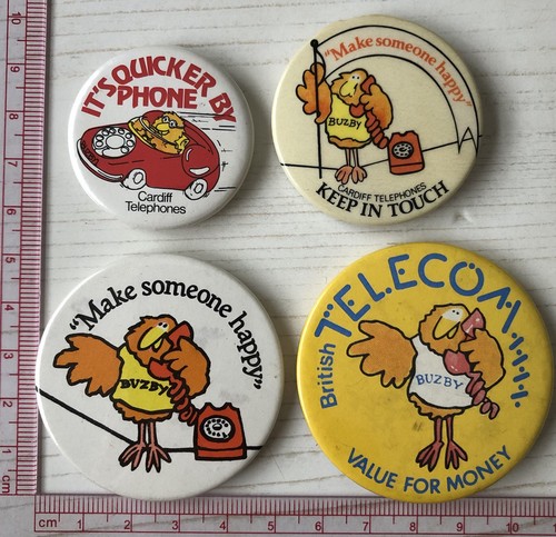 Vintage buzby pin badges - 4x,