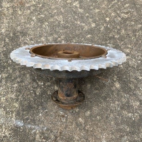 Triumph rear hub drum unit - unit, 650