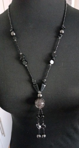 Black beaded lariat tassel - black,
